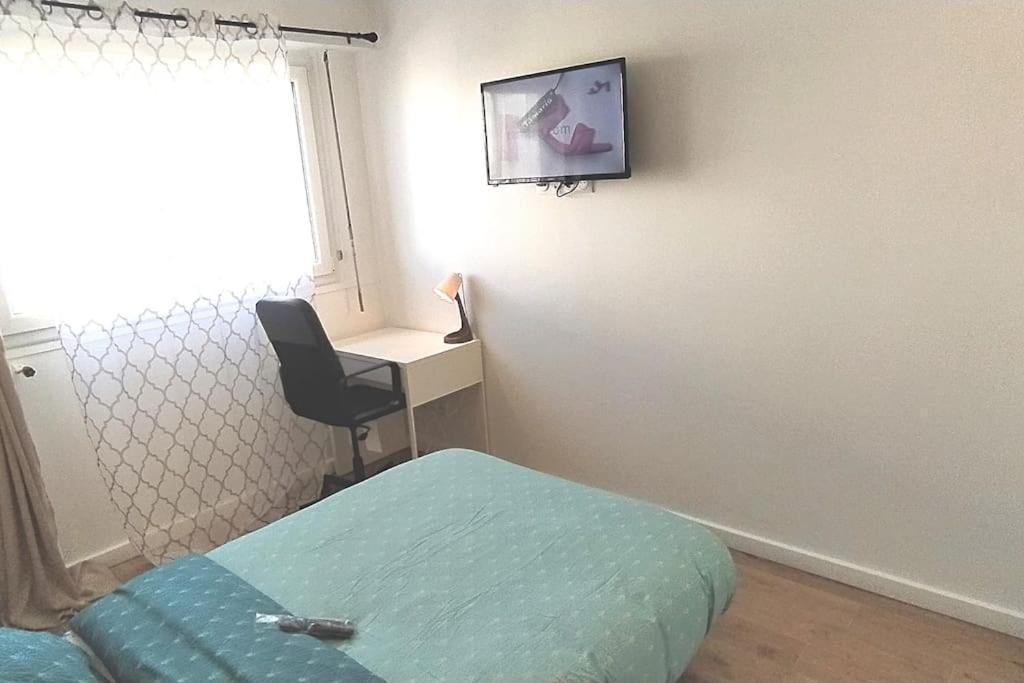 شقة Parisian Cosy Flat With Balcony أورْجونْتُيْ المظهر الخارجي الصورة